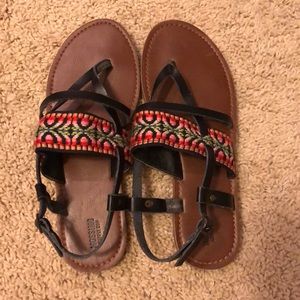 Mossimo Aztec sandals. .